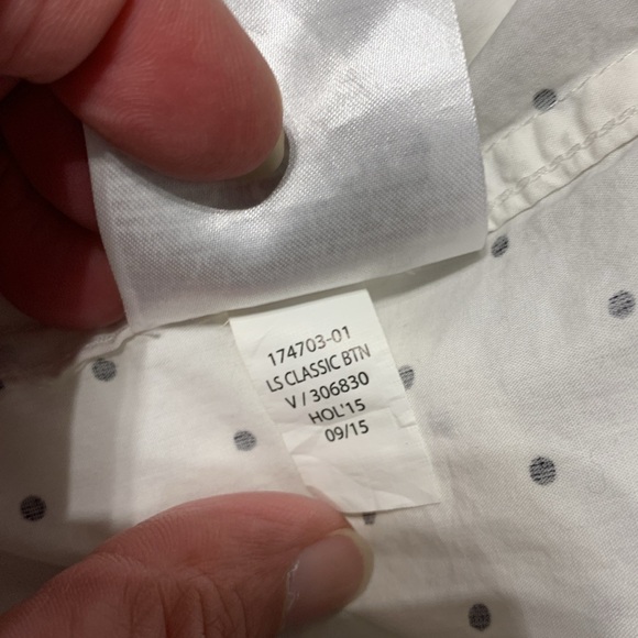 Banana Republic White & Black Polka Dot Button Down Shirt Size M NWT - Picture 11 of 13